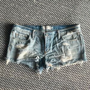 American Eagle distressed shorts